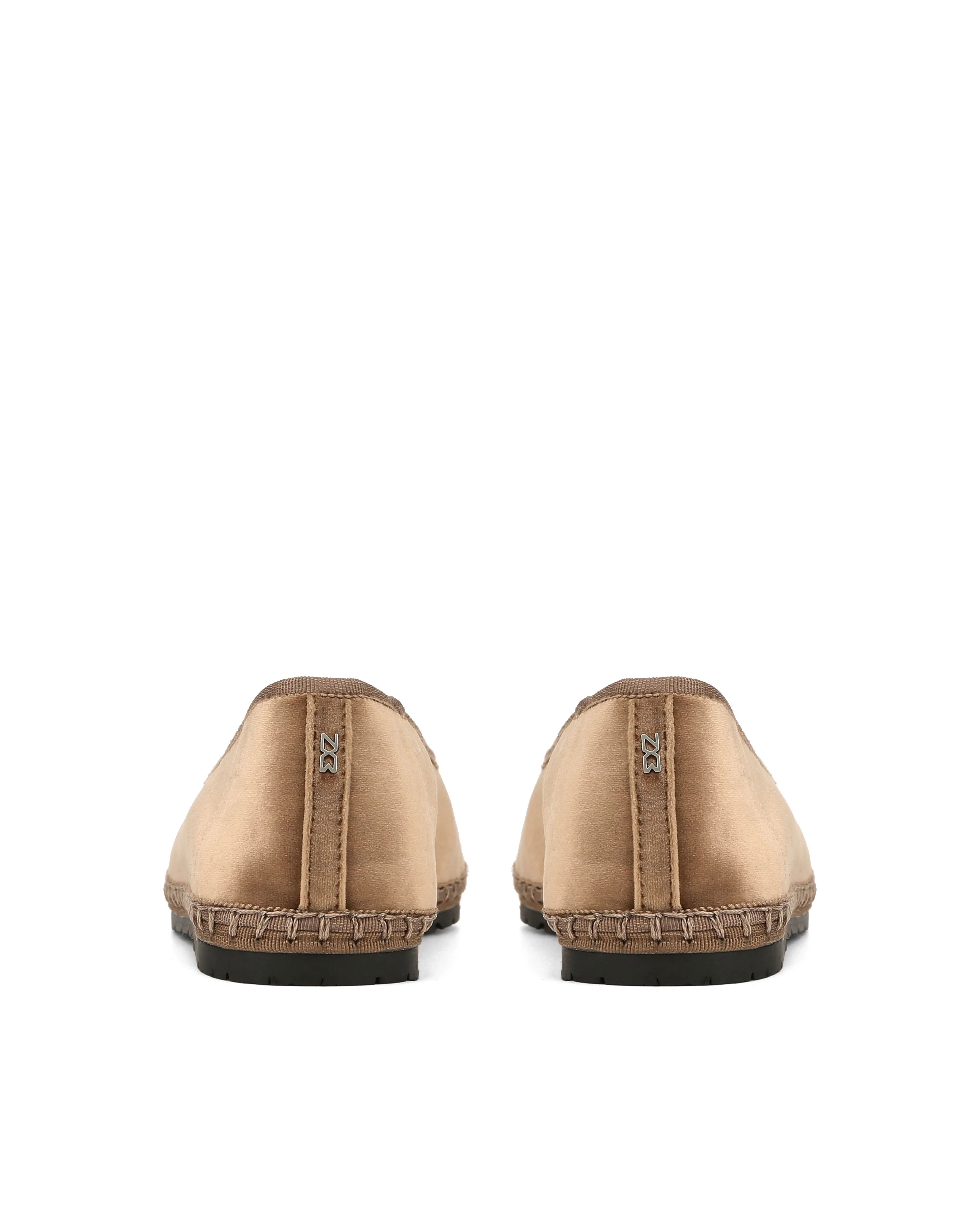 Mok Oat Velvet - Image 3